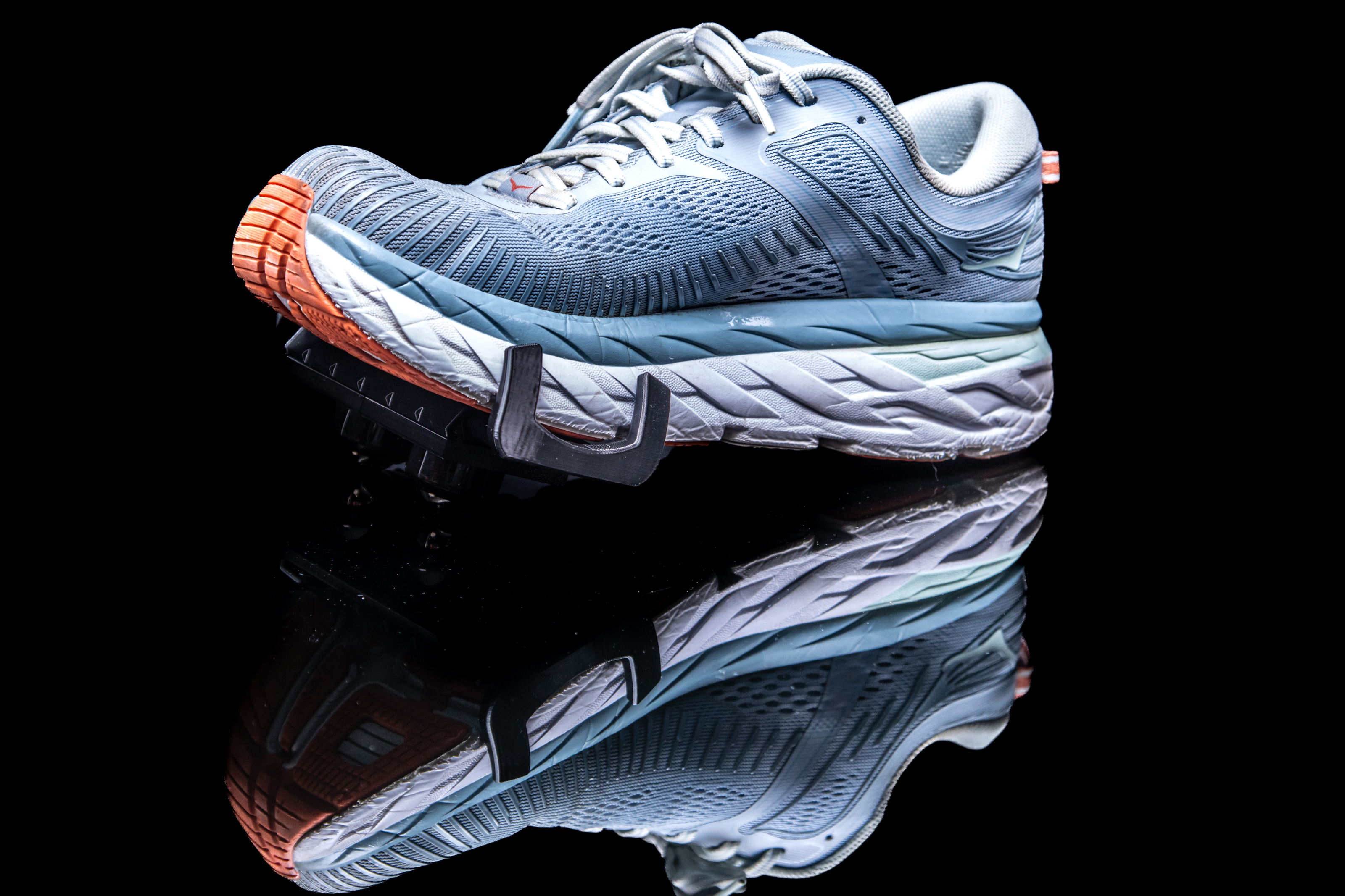 SkyGlider on Women's Shoe